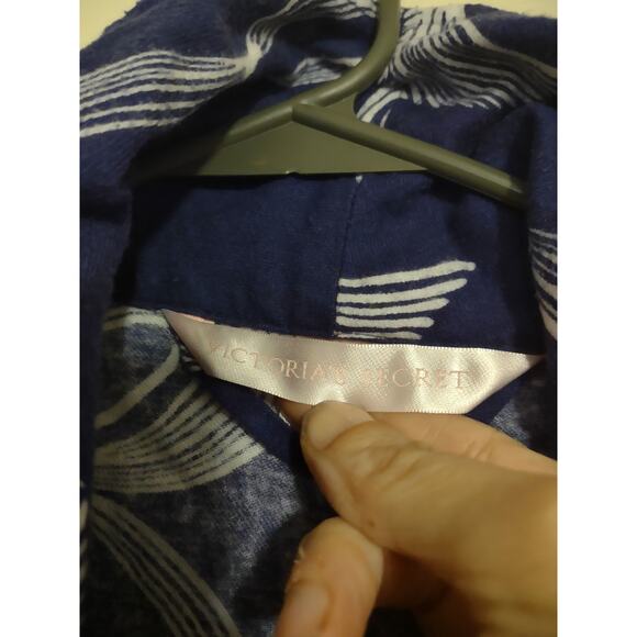 Victoria's Secret Ribbon Print Robe Size M/L Cozy - Picture 2 of 6